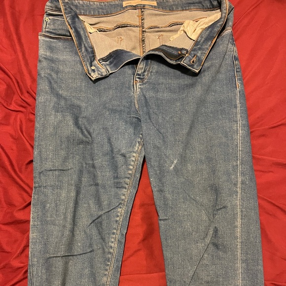 Jeans - Picture 1 of 3